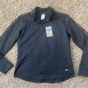 NWT Nike women’s 1/4 zip black with gold size medium